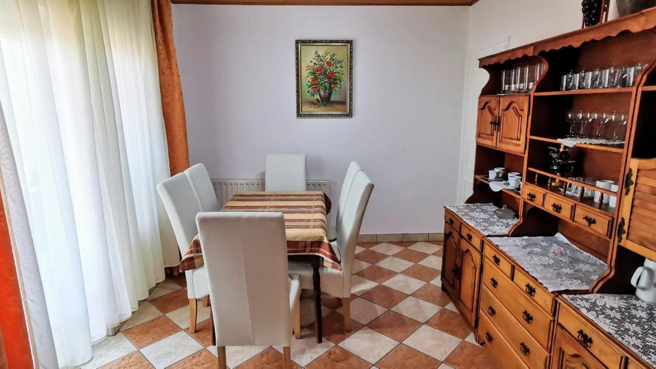 Apartment Magyar Apartmanhazak I-iii. *